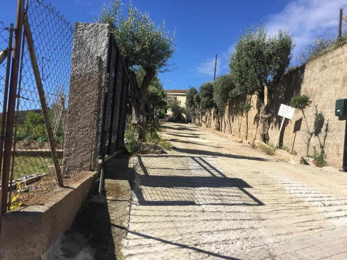 Гостевой дом Masia Can Tramontana Tiana Экстерьер фото
